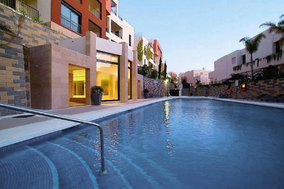 Luxury Spa Resort Marbella 2 Bedroom Sauna Gym Pools Jacuzzi Exterior foto